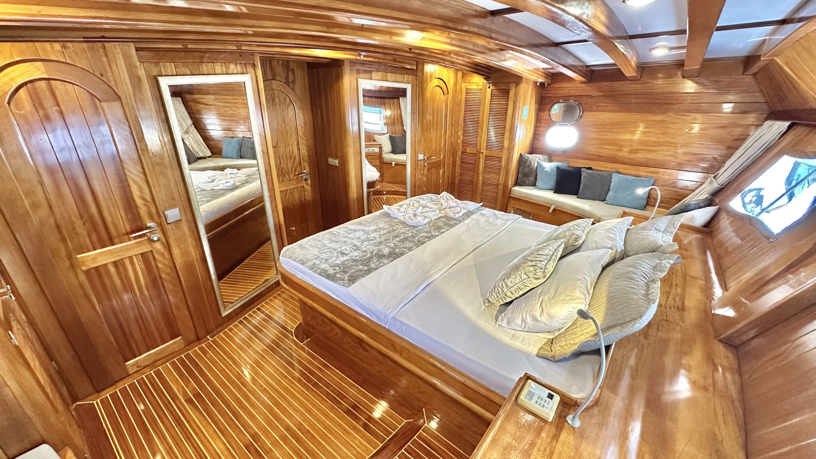 Kopya - Deluxe Cabin - Fethiye Kekova Fethiye Charter Gulet