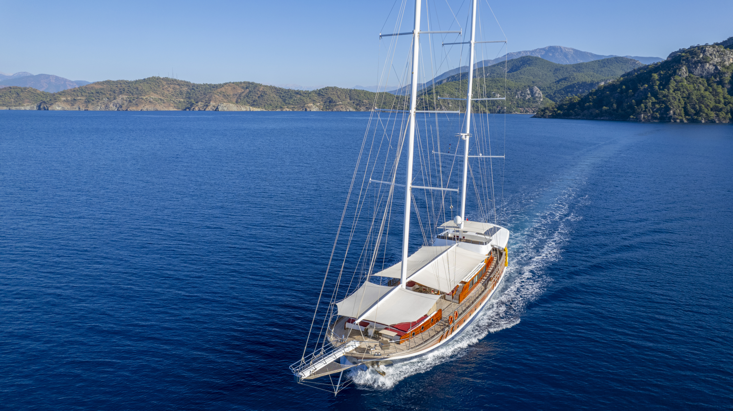 Eterna Sail Charter