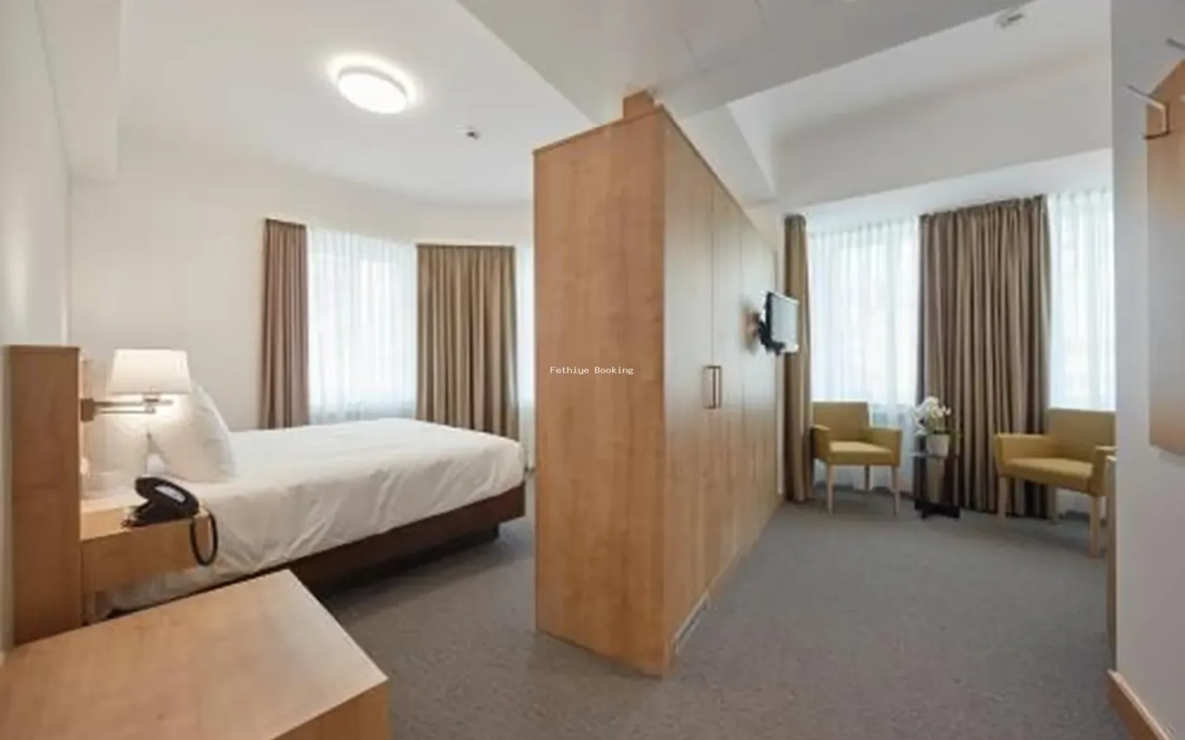 Grand City Hotel
